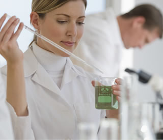 Mary Kay Inc. ha establecido alianzas con los principales dermatólogos y oftalmólogos de todo el mundo para potenciar la innovación de productos.