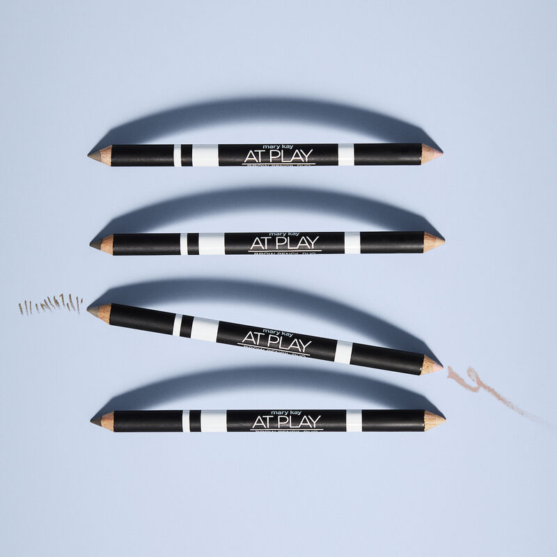 D&uacute;o de L&aacute;piz para Cejas Mary Kay At Play&reg;  Cool Blonde