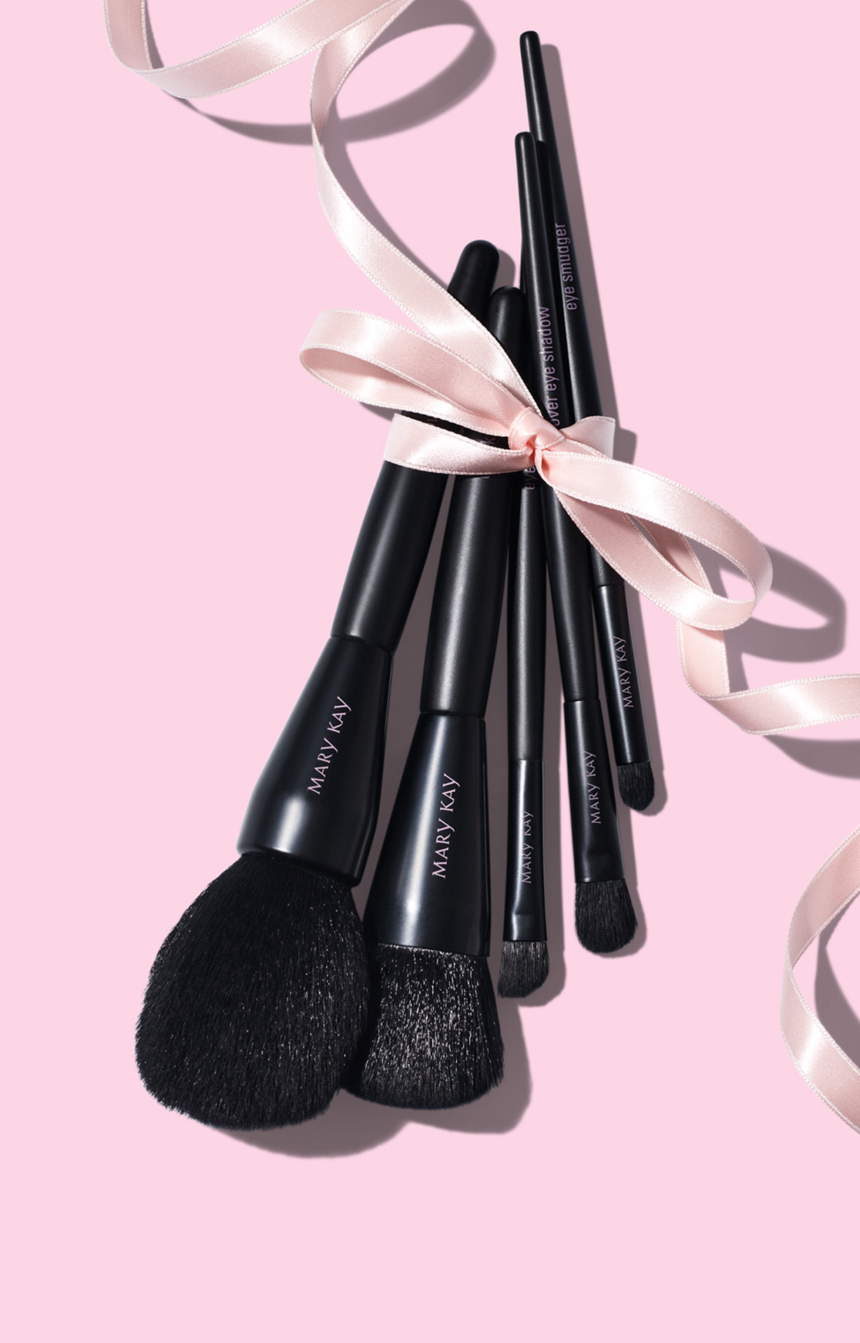 Set Esencial de Brochas con Estuche Mary Kay®
