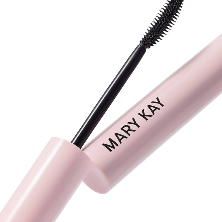 Primer plano del tubo de la M&aacute;scara para Pesta&ntilde;as Great Heights Mary Kay&reg;.
